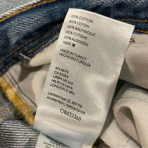 We The Free Distressed Button Fly Distressed Blue Denim Jeans - Picture 10 of 15